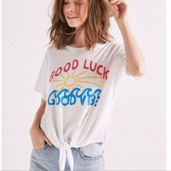 Good Luck Good Vibes Front knot T-shirt, Small, Lucky Brand - Picture 1 of 3